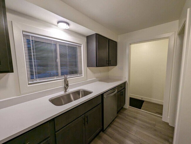 Photo - 622 S Woodland Ave