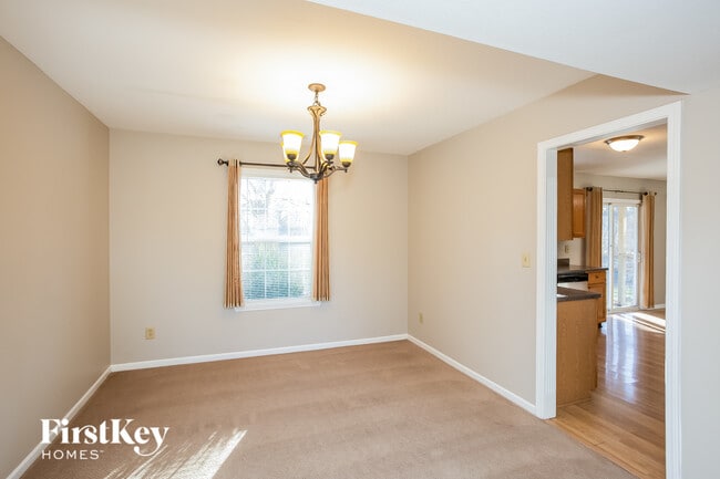 Photo - 896 Preakness Dr