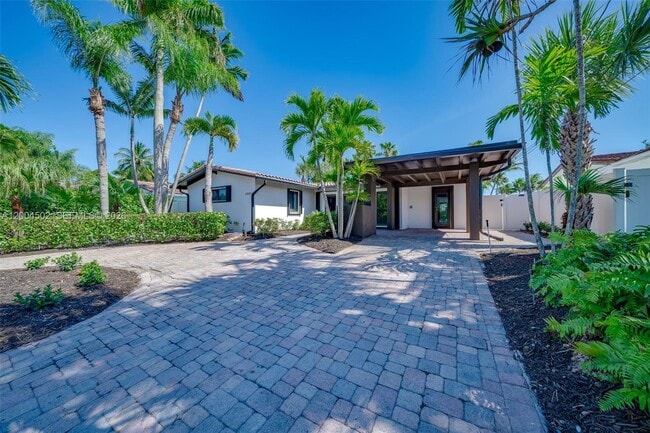 Photo - 1704 SW 5th Ct