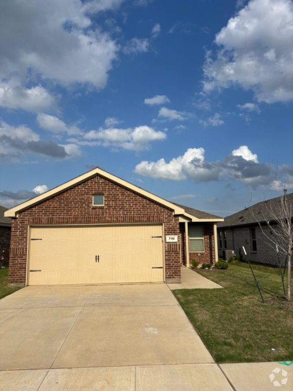 Building Photo - 7116 Calshot Rd Rental