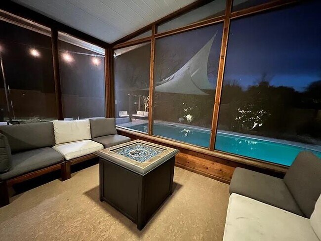 Photo - 2305 Comburg Castle Way