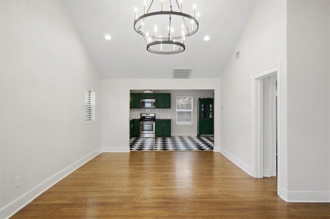 Photo - 2814 Oak Springs Dr