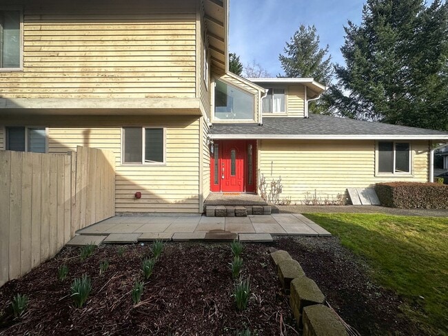 Photo - Charming 3 Bedroom Home in Klahanie | Issaquah Schools