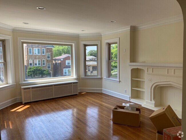 Building Photo - 1744 E 84th Pl Unit 2 Rental