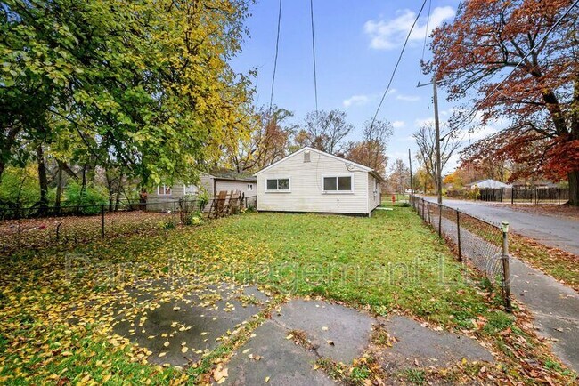 Photo - 15914 Dacosta St