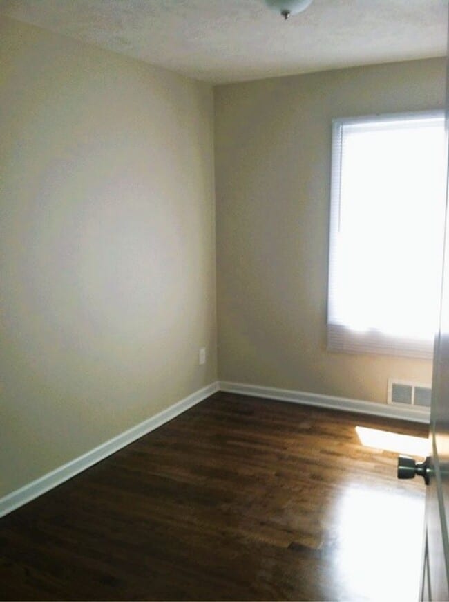 Photo - Beautiful Ralston 3 Bedroom Home Across from Park! Garage and fenced yard!