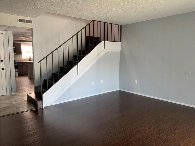 Photo - 14402 Reuter Strasse Cir Unit #2