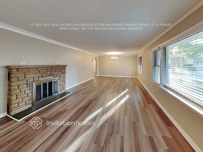 Photo - 10020 Kent St