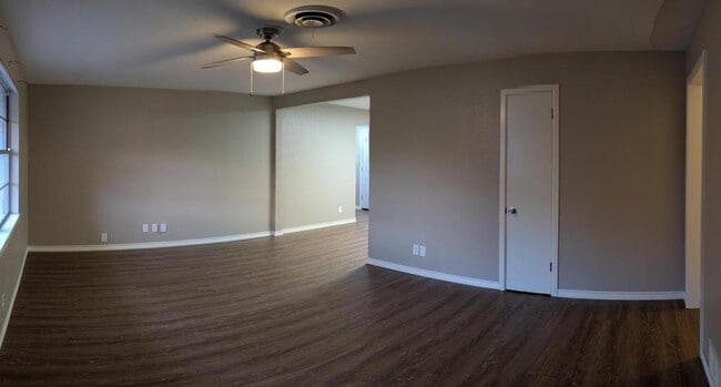 Photo - 409 S Holly St