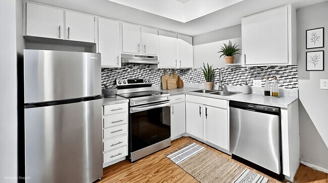 Photo - Central Park at East Bay