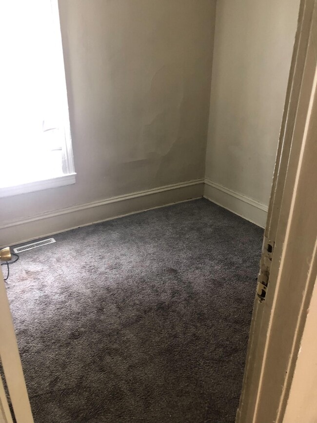 Photo - 4139 N Bryant Ave Unit 1