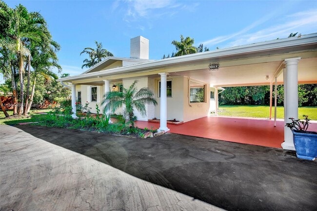 Photo - 100 N Hibiscus Ct