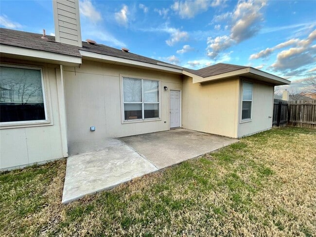 Photo - 800 Orchard St