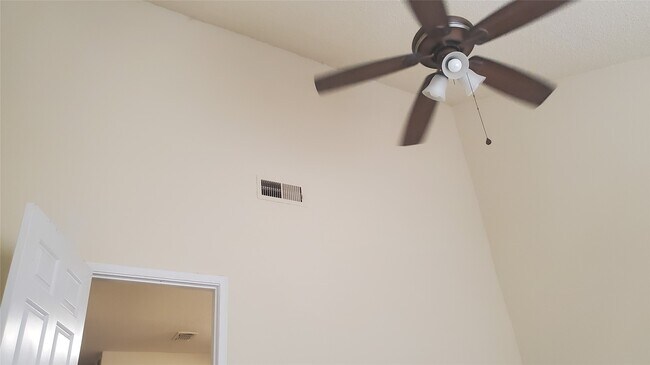 Photo - 2425 Holly Hall St