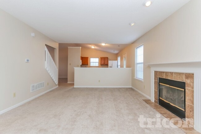 Photo - 6453 Townsend Way
