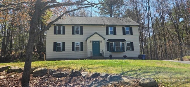 Building Photo - 6 Sheridan Dr Unit A