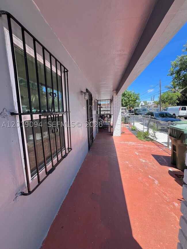 2140 NW 1st St Unit A