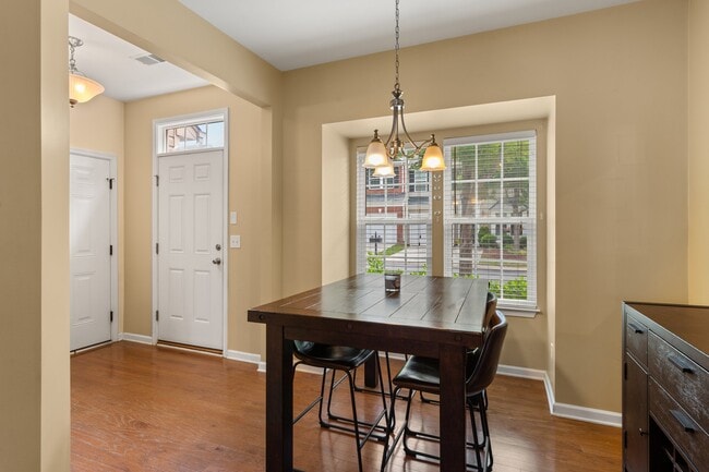 418 Cedar Pines Drive