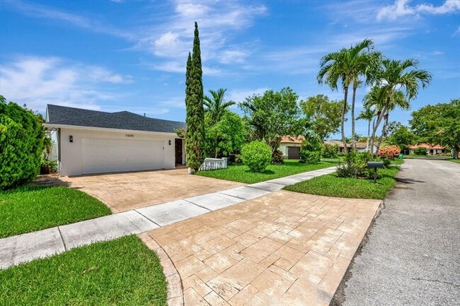 Building Photo - 11605 SW 100th Terrace Rental