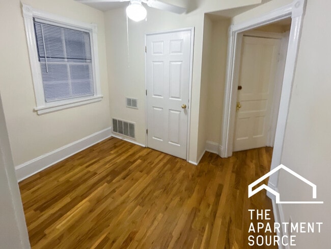 Photo - 2602 N Racine Ave