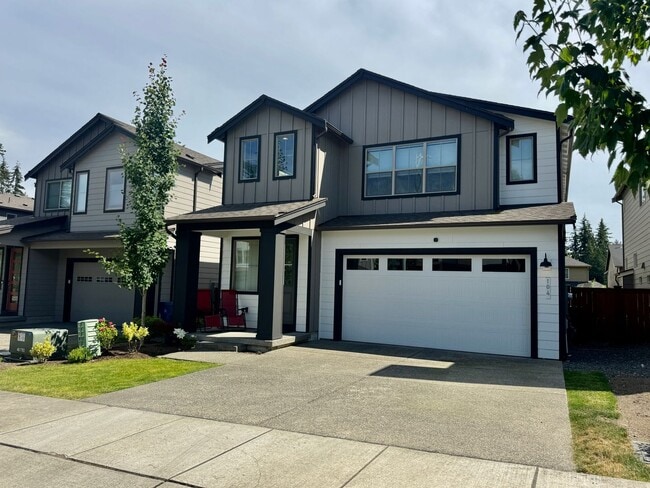 Building Photo - Like New Lynnwood Home!!!