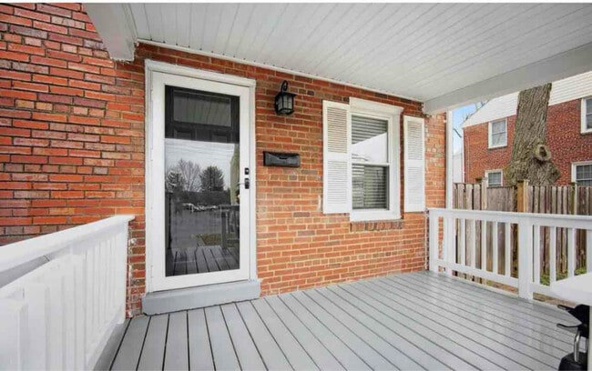 Photo - 2836 Fairhaven Ave