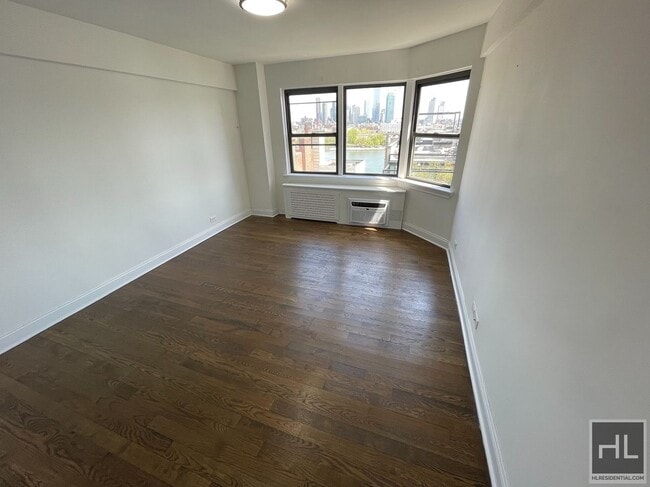 Photo - BEEKMAN PLACE Unit 8DE