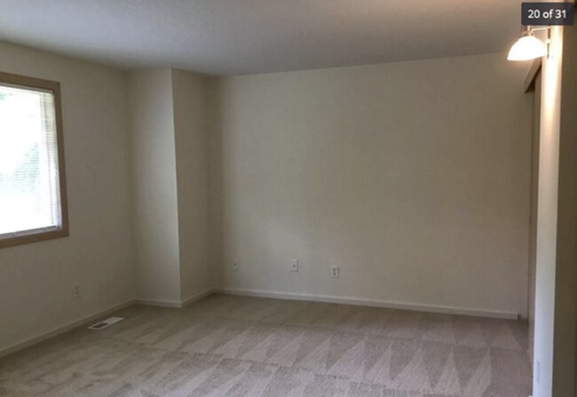 Photo - Stunning 4bd 3 bth Home in Tigard!