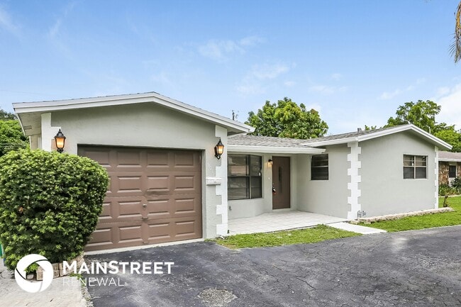 Building Photo - 5011 NW 17th St Rental