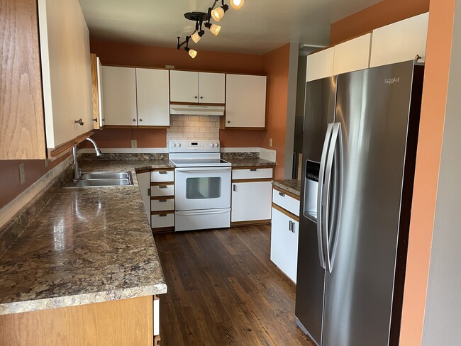 Photo - 131 50th Ave