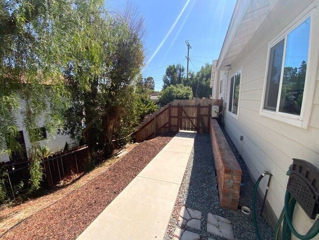 Photo - 3515 Valley Vista Rd