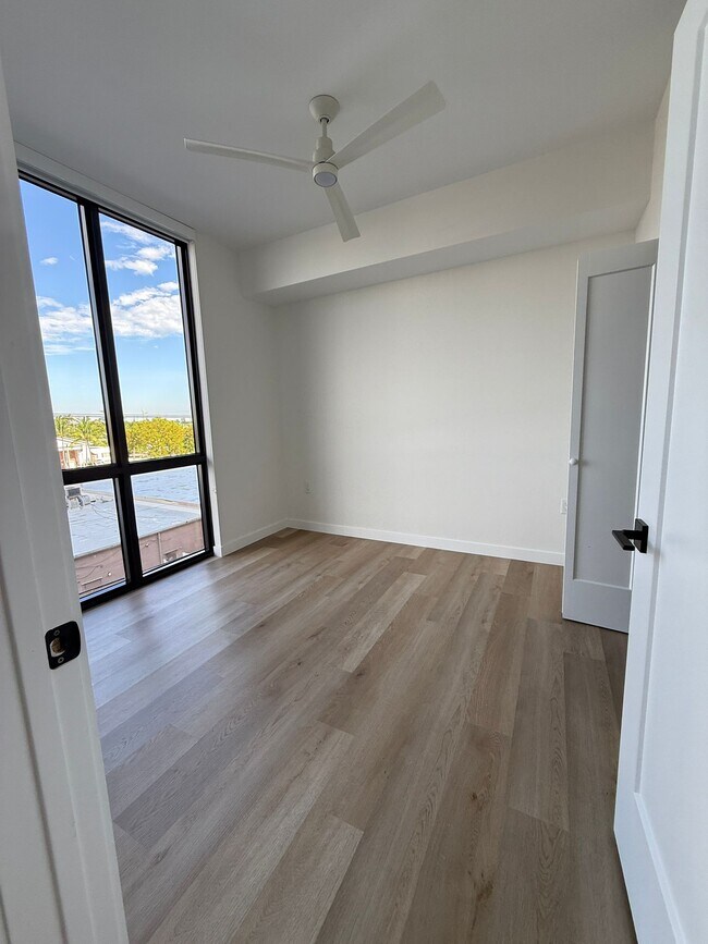 Photo - 234 SE 3rd St Unidad A1