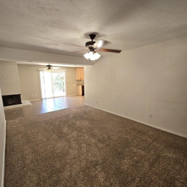 Photo - 11600 Atlantic City Ave NE