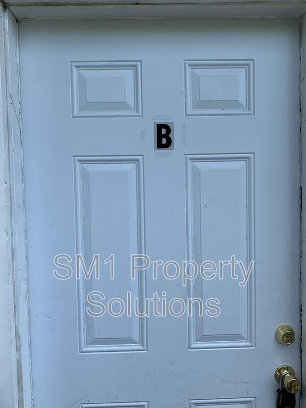 Photo - 501 Richardson Ave