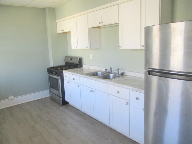 Photo - 328 Park Rd Unit 2