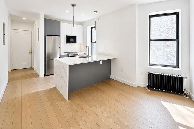 Photo - 19 Wyckoff St Unit 23