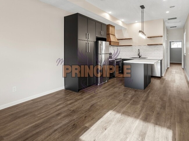 Photo - Park St. Apartments Unit 533 W. Park  B