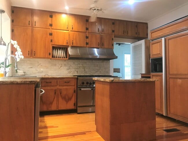 Photo - 1320 Terrace St