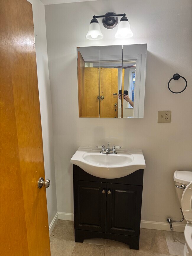 145 Endicott St Unit 4
