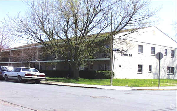 Fulton Gardens - Fulton Gardens Apartments