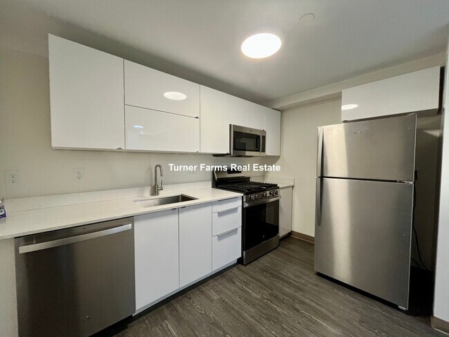 Building Photo - 22 Darling St Rental