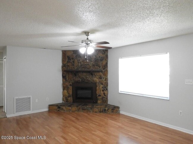 Photo - 1006 Wabash Rd SE