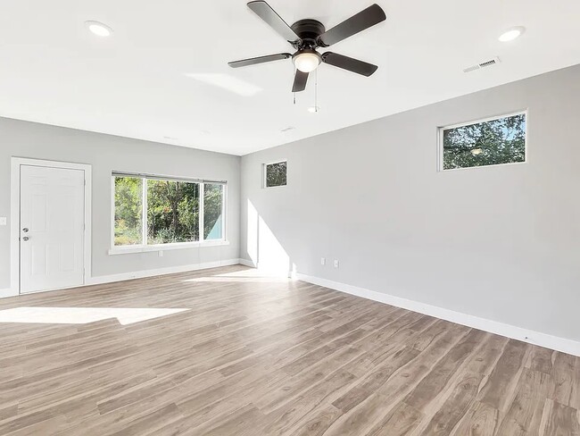 Photo - 7502 E 36th St N