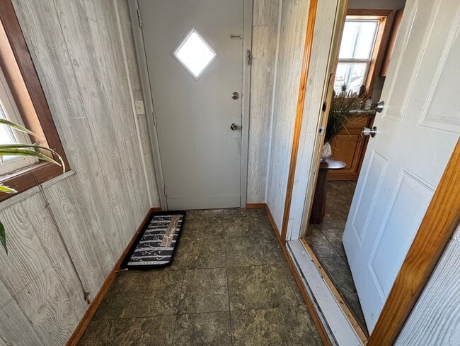 Photo - 2 bed, 1 bath home for rent in Waterloo