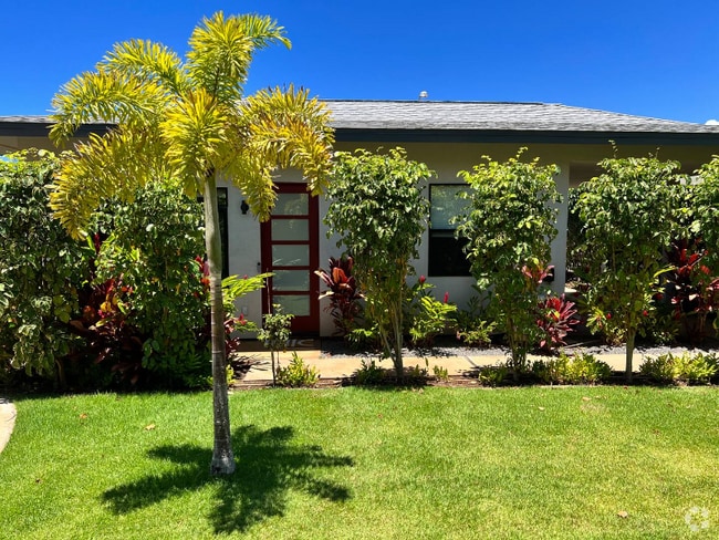 Building Photo - 1881 Kaahele Pl Rental