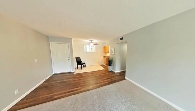 Photo - 121 Massol Ave Unit 309