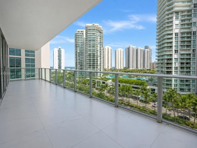 Building Photo - 300 Sunny Isles Blvd Unit 4-802