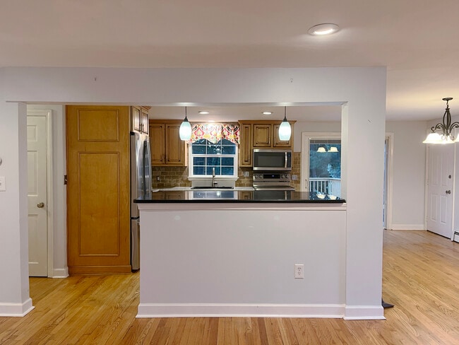 101 Olcott Dr