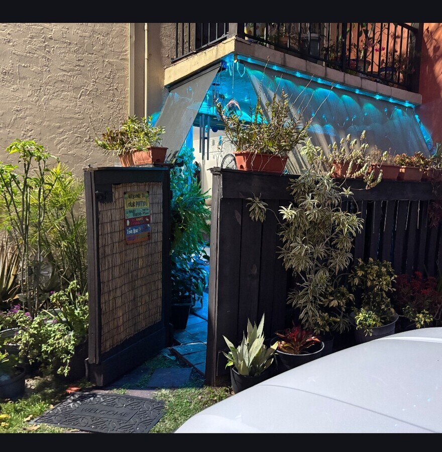 Photo - 10834 N Kendall Dr