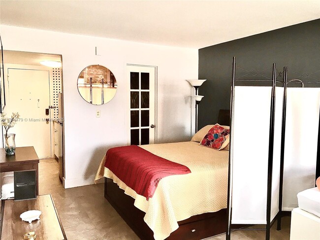 Photo - 6484 Indian Creek Dr Condo Unit 135